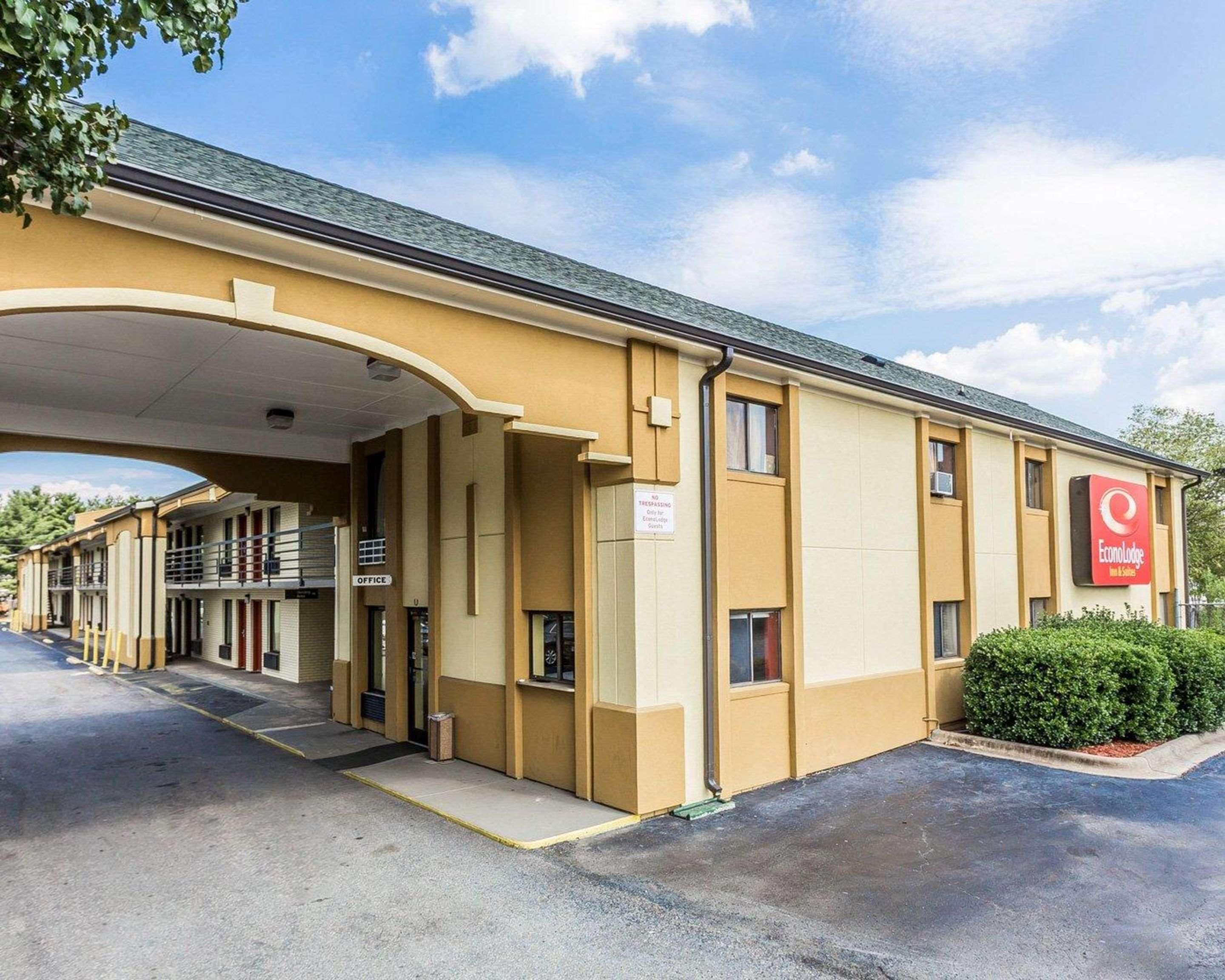 Econo Lodge Inn & Suites Matthews - Charlotte Dış mekan fotoğraf