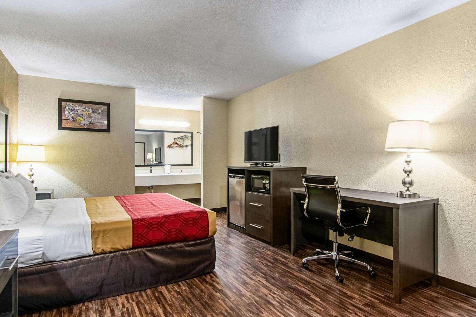 Econo Lodge Inn & Suites Matthews - Charlotte Dış mekan fotoğraf