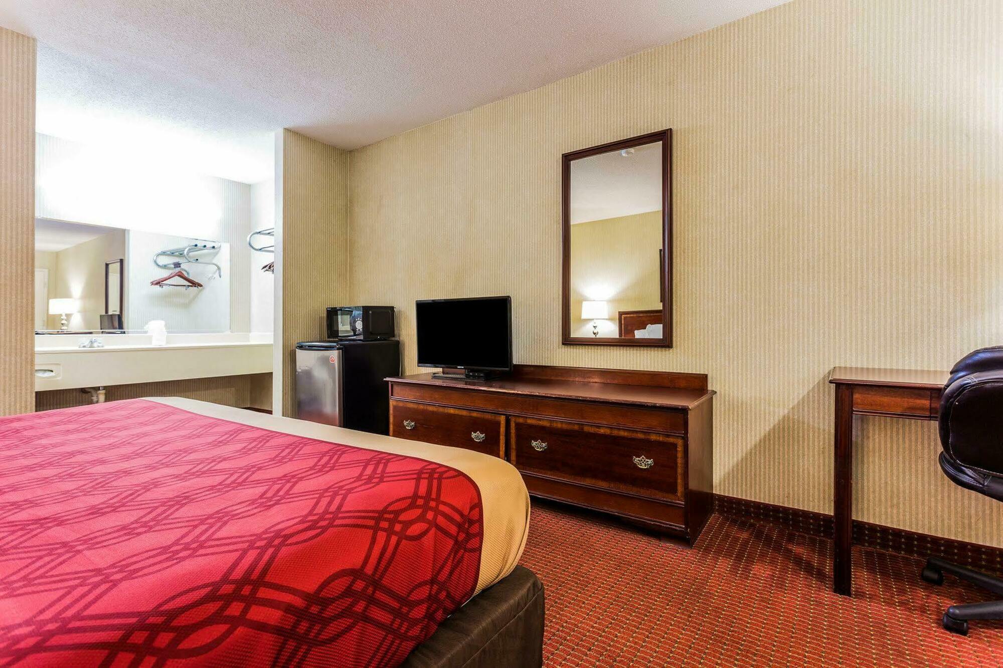 Econo Lodge Inn & Suites Matthews - Charlotte Dış mekan fotoğraf