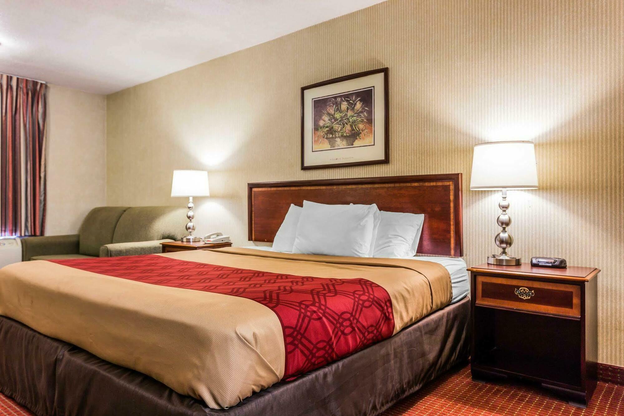 Econo Lodge Inn & Suites Matthews - Charlotte Dış mekan fotoğraf