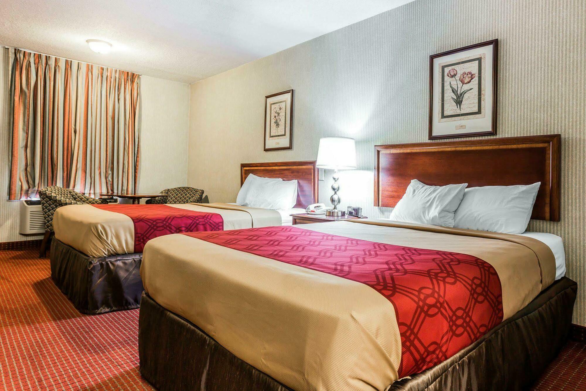 Econo Lodge Inn & Suites Matthews - Charlotte Dış mekan fotoğraf
